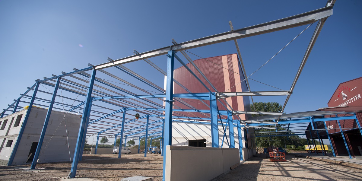 Projekt Neubau Produktionshalle mit Vordach in Bersenbrück