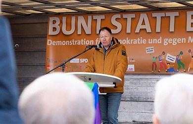 Händedesinfektionssäule 